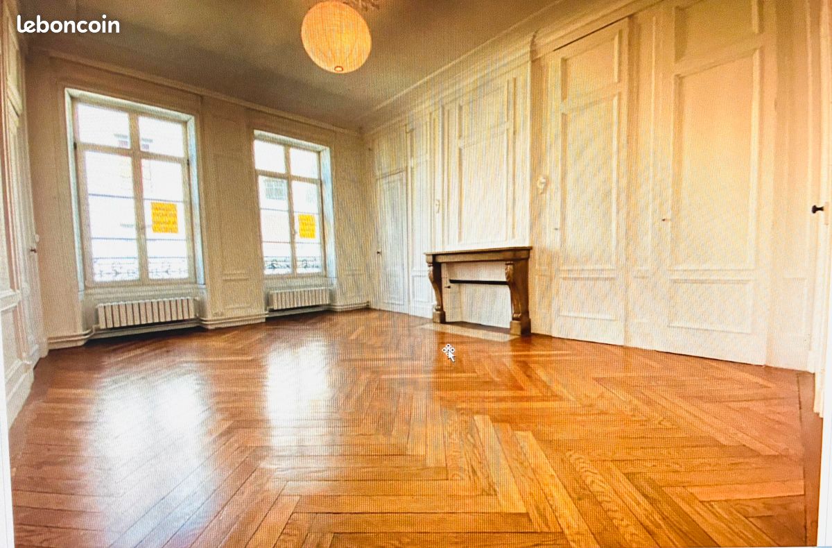 Appartement 4 pièces 130 m² · à Besançon · 130 m² · 1 100 €/mois