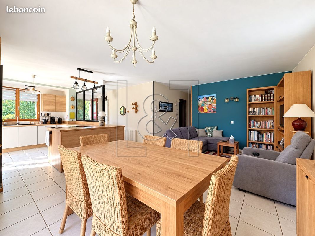 Maison 4 pièces 82 m² · à Pont-Saint-Pierre · 82 m² · 240 000 €