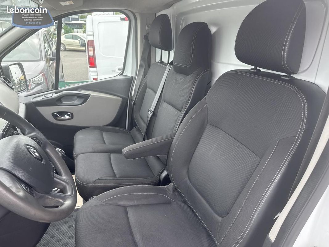RENAULT TRAFIC L1H1 1000 Kg 1.6 Energy dCi - 125 Fourgon Grand Confort L1H1 (image 15)