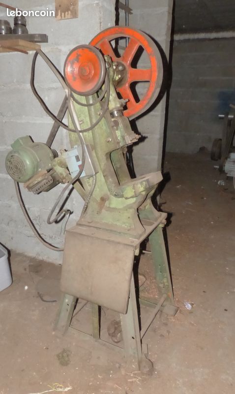 Presse mécanique (image 1)