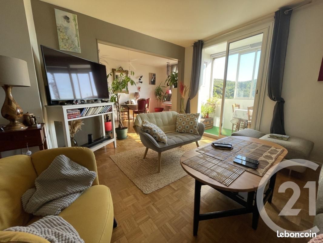 Appartement 3 pièces 72 m² · à Marseille · 72 m² · 140 000 €