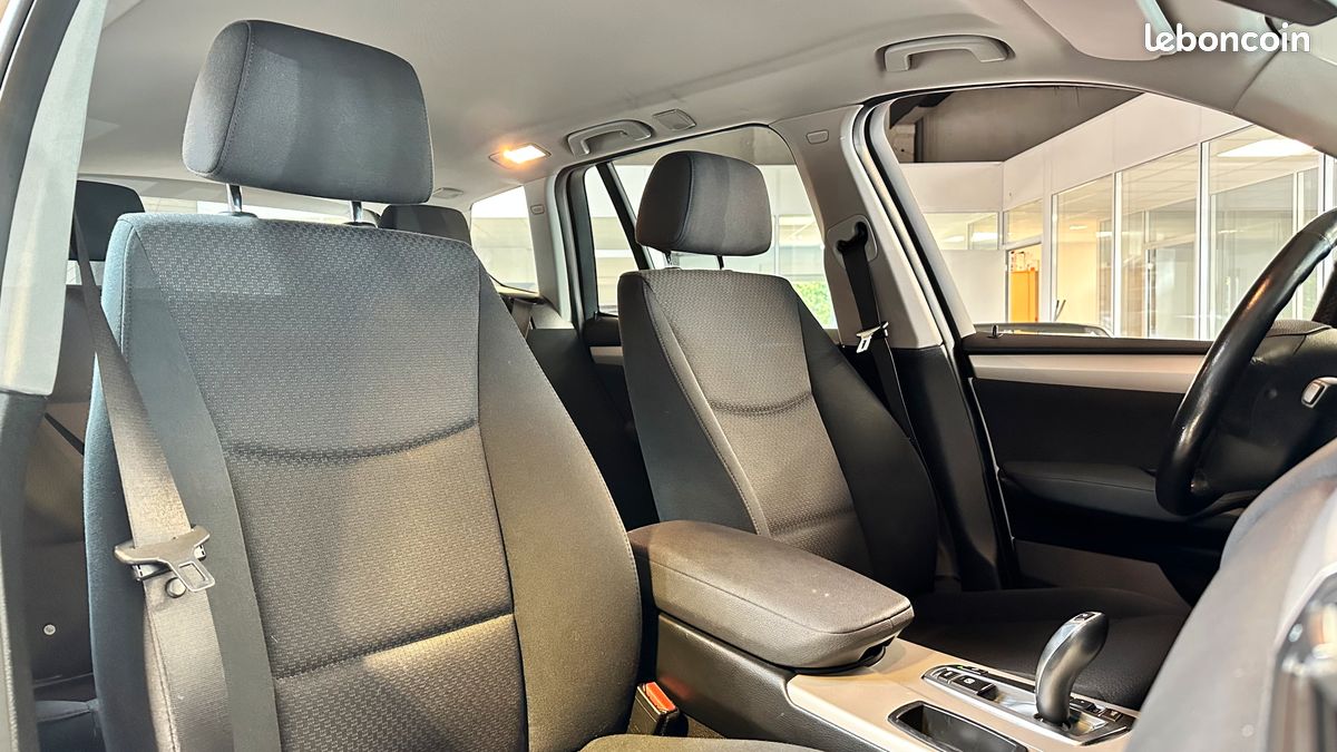BMW X3 sDrive18dA 2.0 143ch Lounge "Suivi" (image 6)