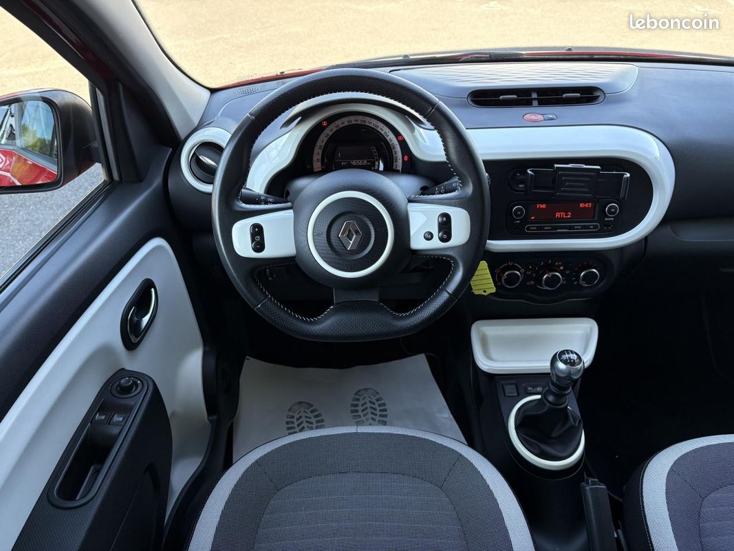 RENAULT TWINGO III 0.9 Energy TCe - 90 E6C BERLINE Intens (image 12)