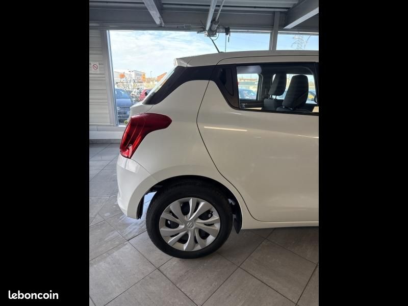 Suzuki Swift 1.2 Dualjet Hybrid 83ch Avantage (image 8)