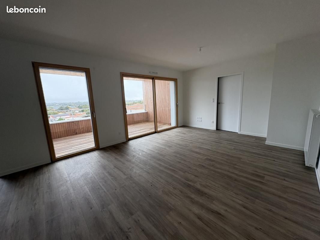Appartement 3 pièces 74 m² · à Saint-Hilaire-de-Riez · 74 m² · 850 €/mois