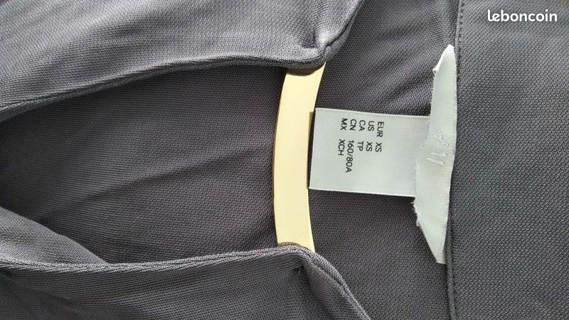 Top gris H&M taille XS manches courtes (image 3)