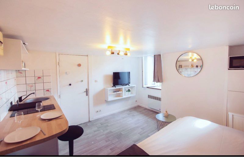 Appartement 1 pièce 17 m² · à Mortagne-au-Perche · 17 m² · 300 €