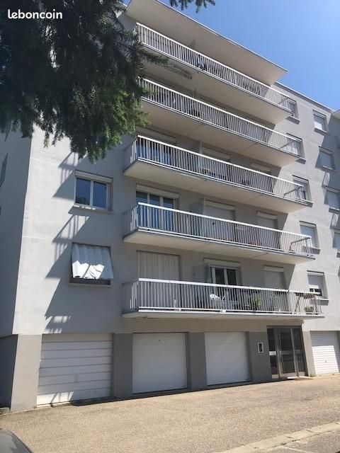 Appartement 5 pièces 95 m² · à Saint-Étienne · 95 m² · 875 €/mois