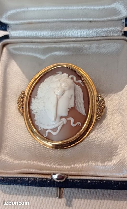 Broche Vintage Camée Coquillage - Bon état D'usage - Bijou Ancien