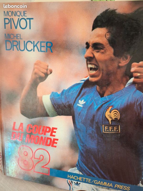 Coupe du monde de football 1982 Banque d'images détourées - Alamy
