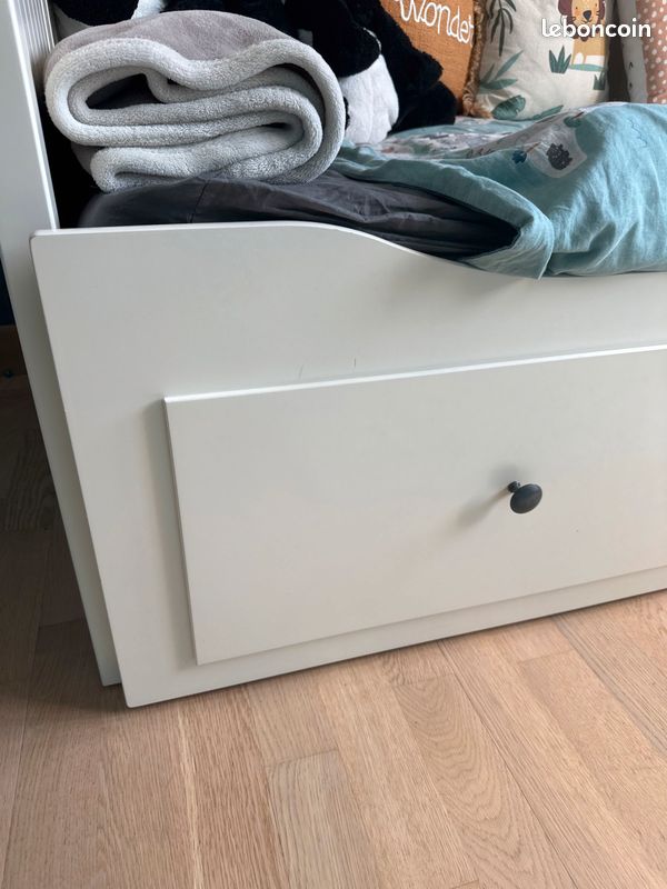 Lit Hemnes IKEA (image 3)