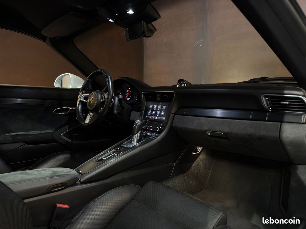 Porsche 911 991 Carrera 4 GTS Targa PDK Immat France Bose / Echappement Sport (image 27)