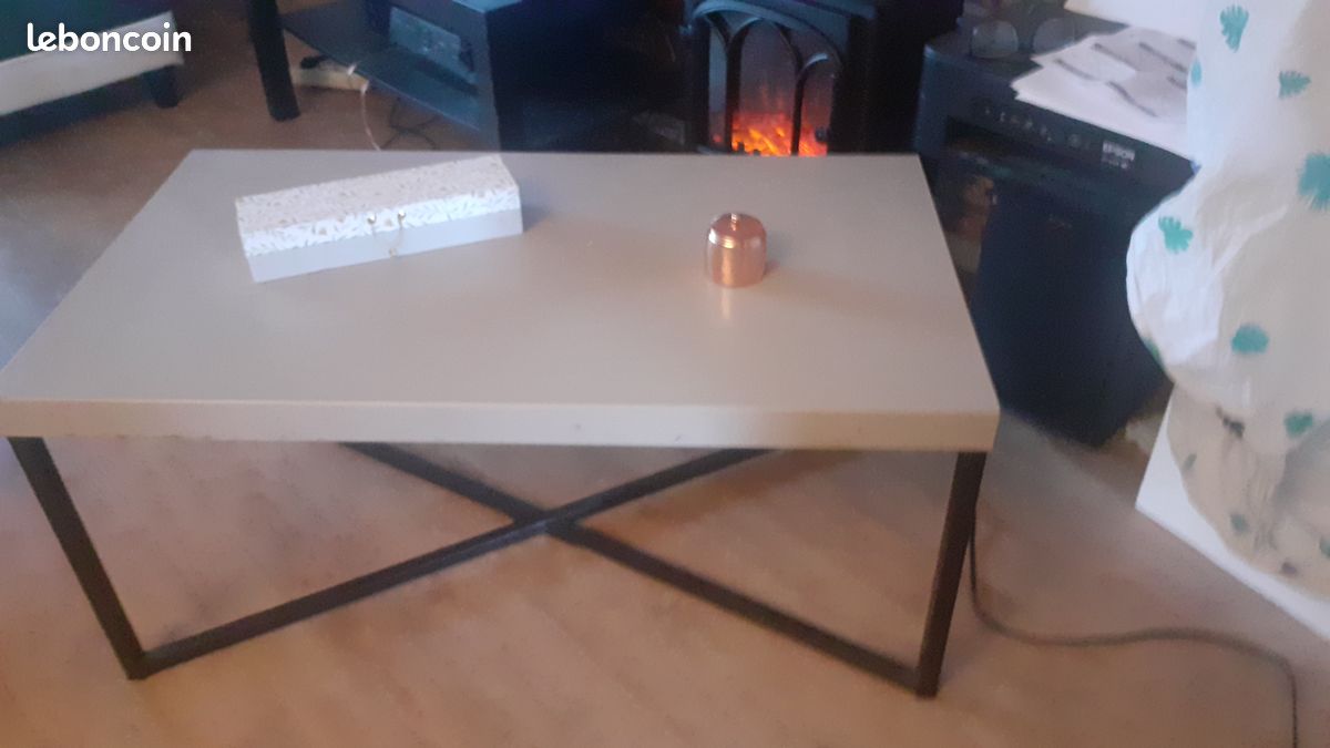 Table de salon métal (image 1)
