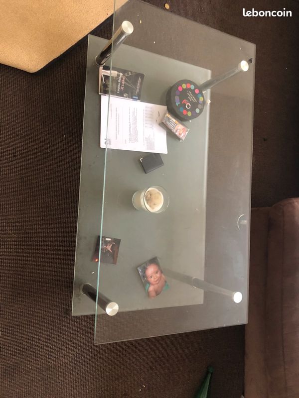 Table basse en verre (image 1)