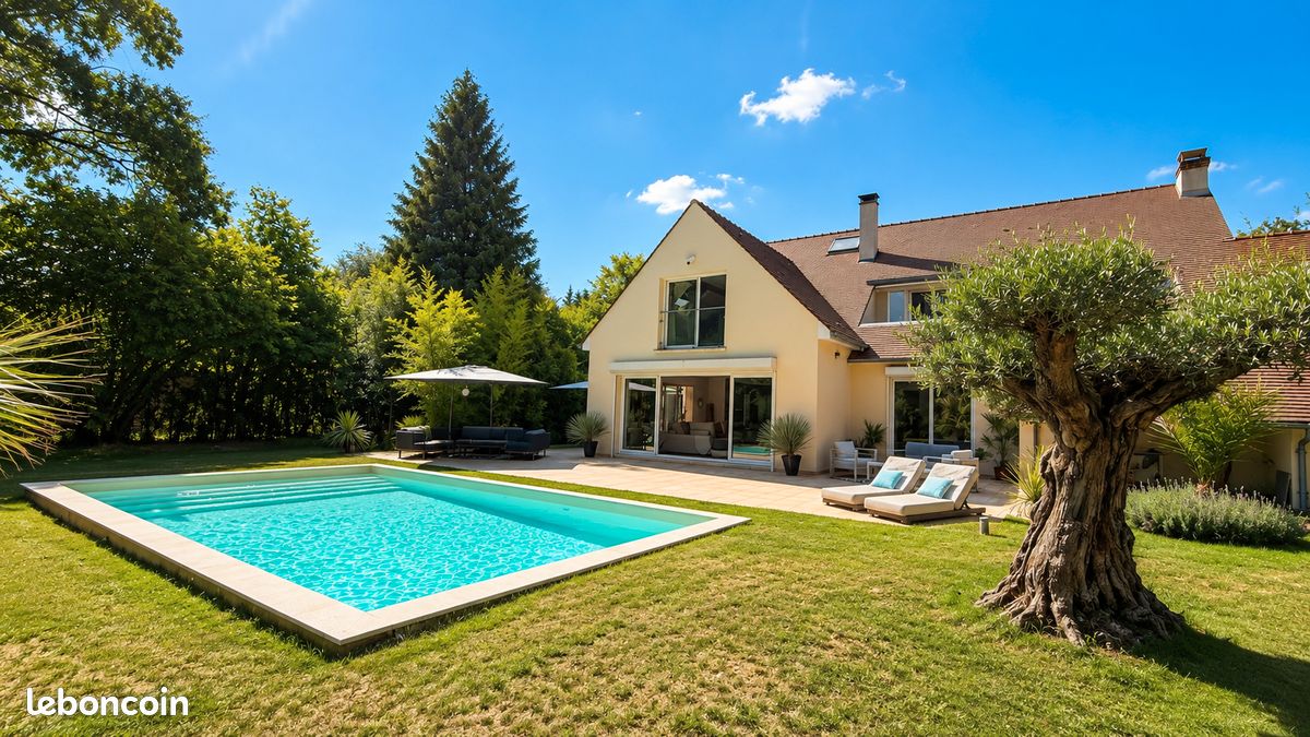 Maison 9 pièces 300 m² · à Lamorlaye · 300 m² · 1 290 000 €