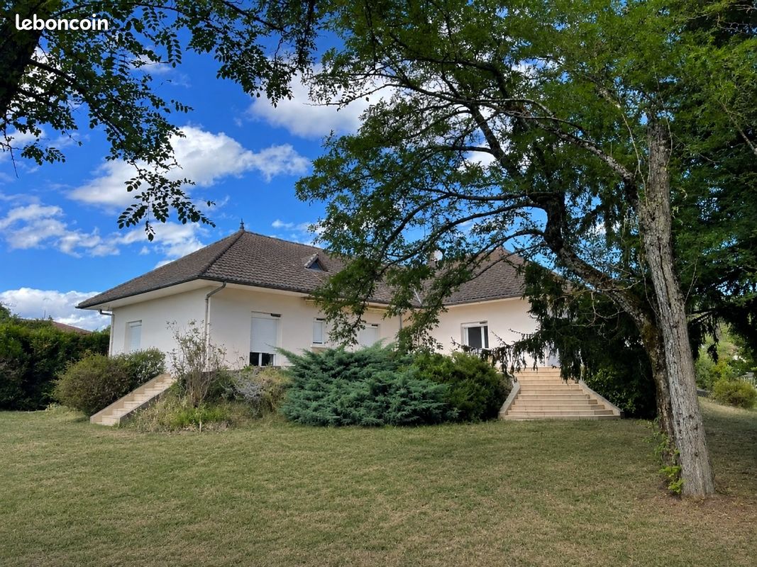 Maison 4 pièces 153 m² · à Dagneux · 153 m² · 475 000 €