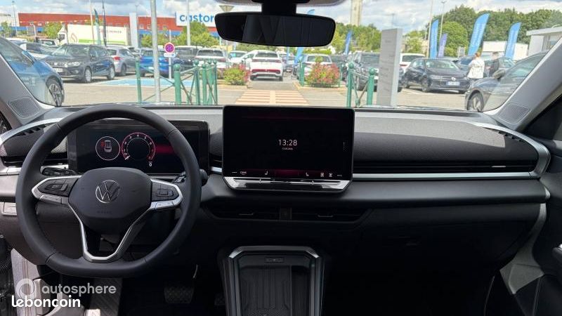 Volkswagen T-Roc 1.5 eTSI 150ch Style DSG7 (image 13)