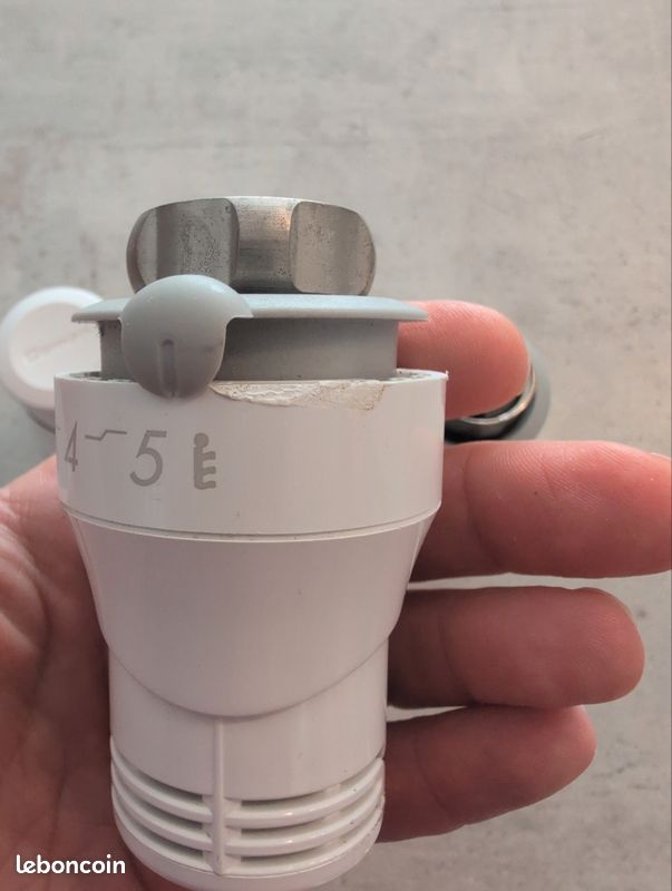 Têtes thermostatiques Comap – très bon état (image 3)