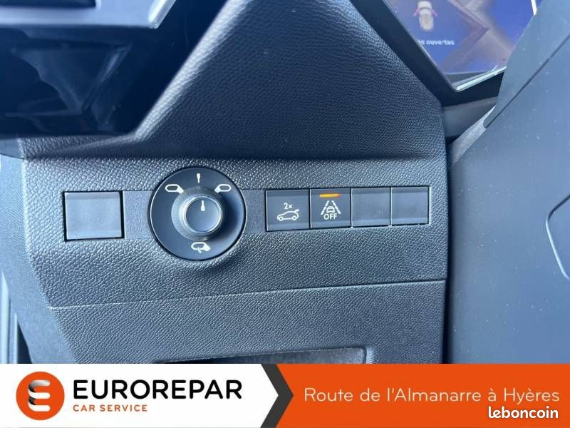 DS 7 DS7 Crossback BlueHDi 130 EAT8 Performance Line+ (image 17)