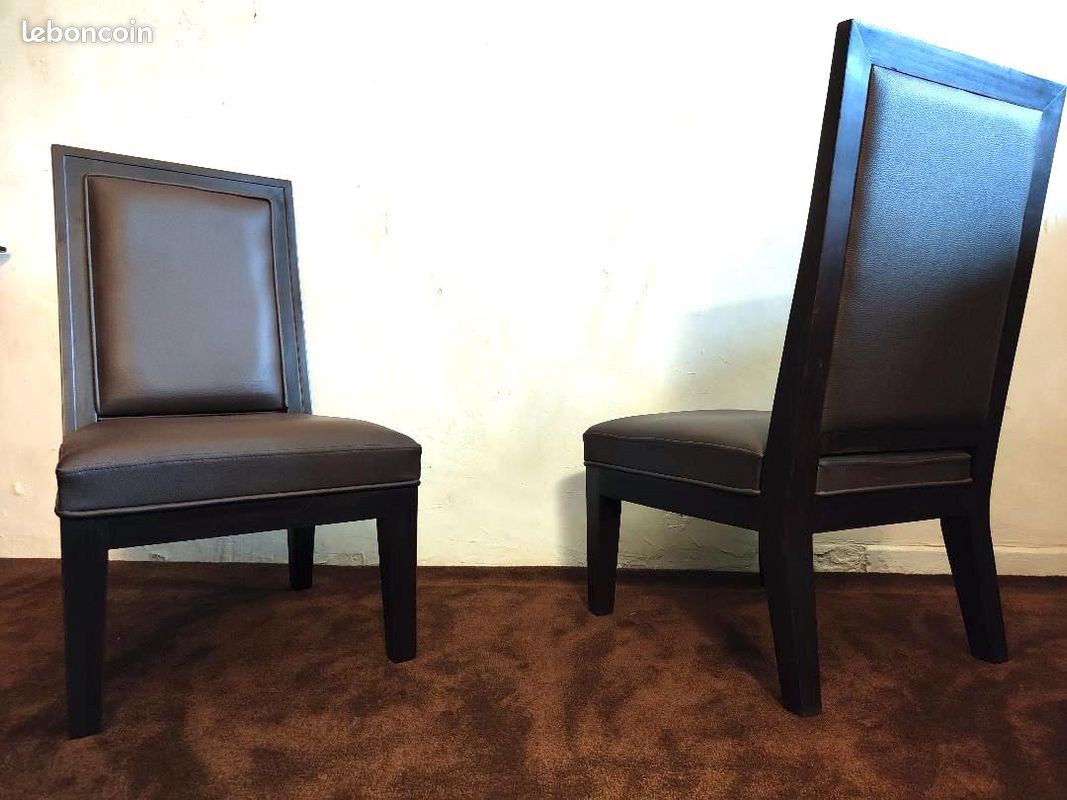 Chaise basse dlg de Christian Liaigre (image 1)
