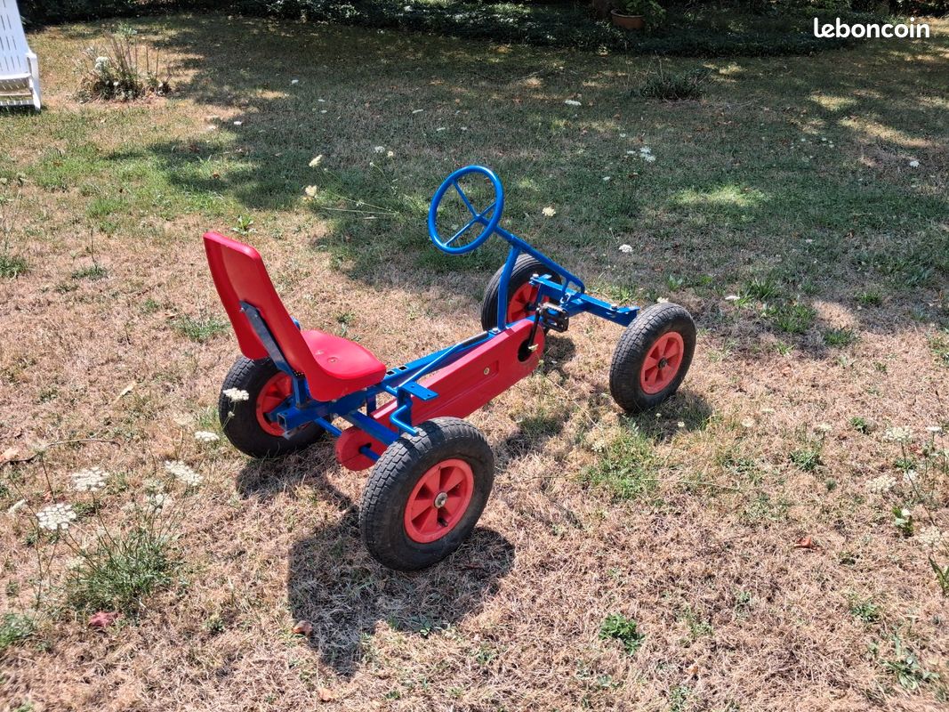 Kart à pédales pour enfant (image 3)
