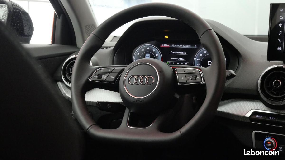 Audi Q2 35 TFSI 150 S tronic 7 Design (image 5)