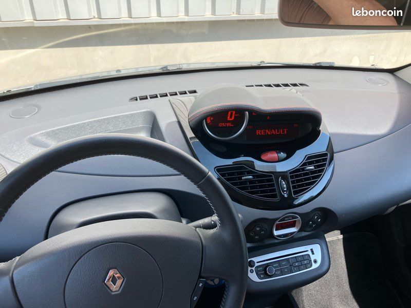 Renault Twingo II Intens (image 14)