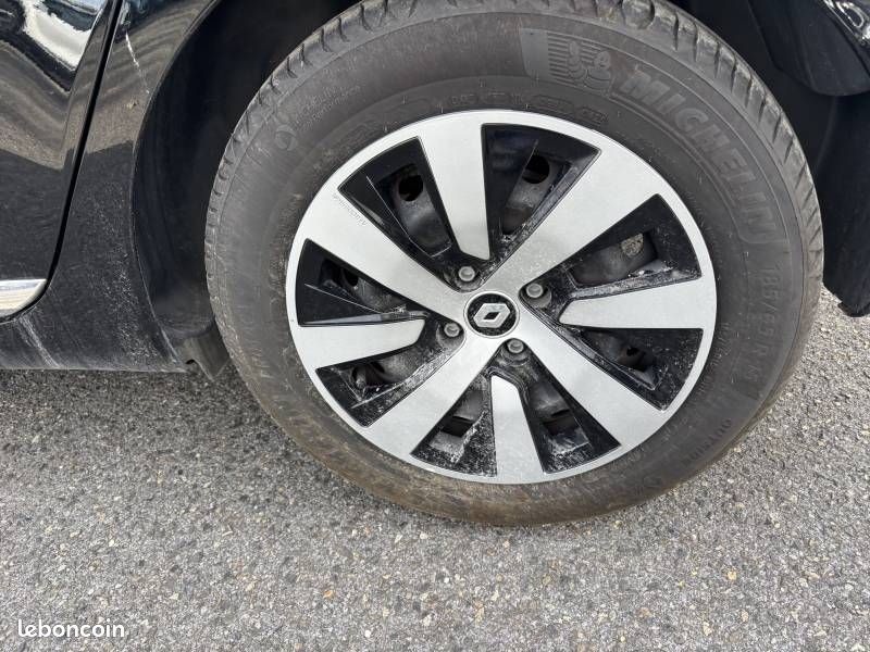 Renault Clio E-Tech full hybrid 145 Evolution (image 12)