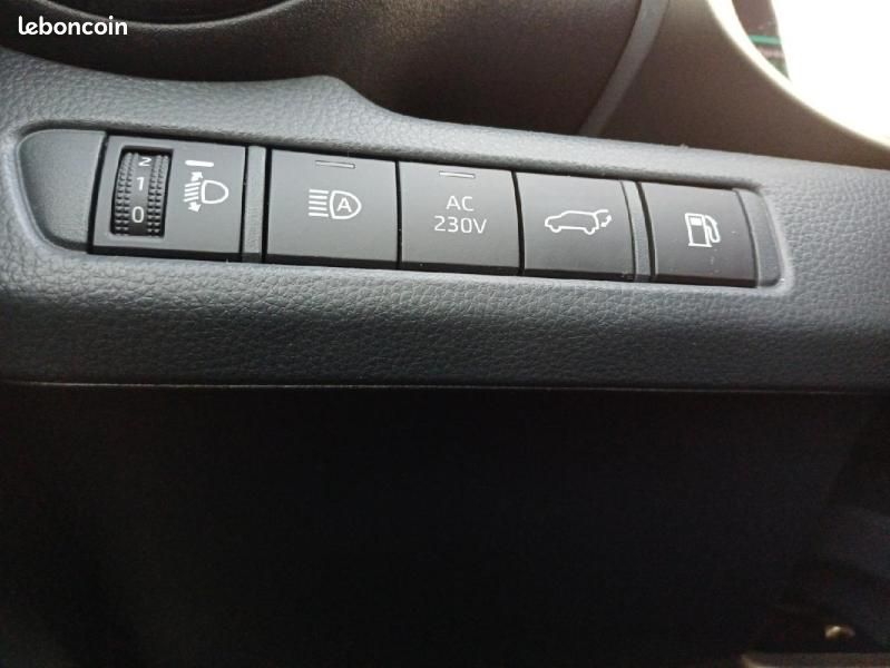 Toyota C-HR 1.8 Hybride 140ch Design MY25 (image 18)