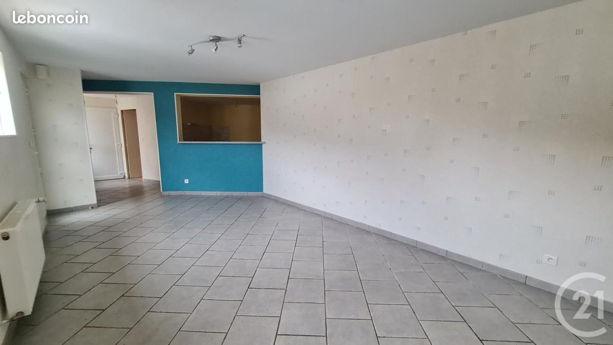 Maison 4 pièces 91 m² · à Désertines · 91 m² · 555 €/mois