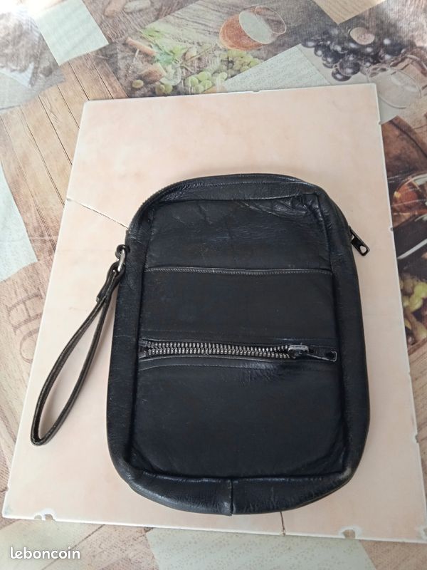 Sacoche cuir véritable (image 1)