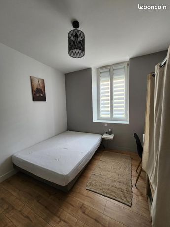 Chambre 1 pièce 9 m² — 1