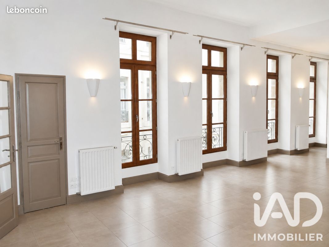 Appartement 4 pièces 120 m² · à Nîmes · 120 m² · 380 000 €