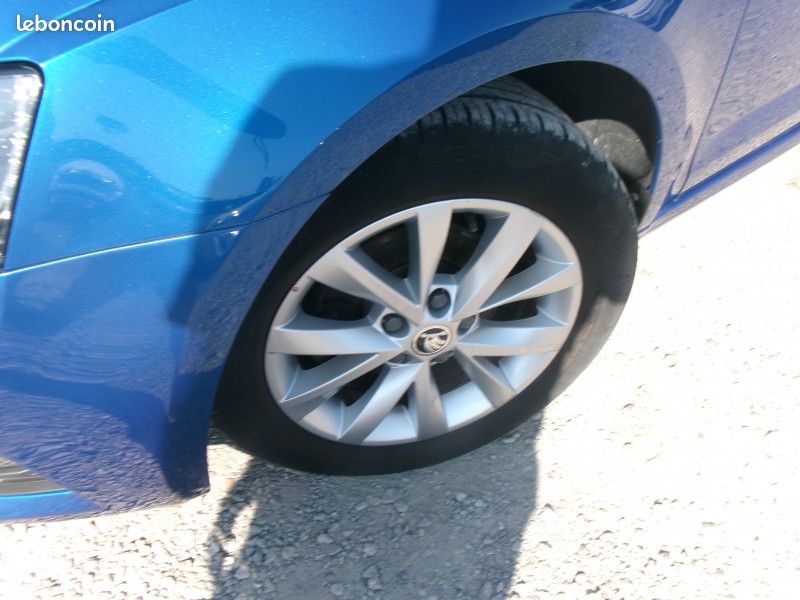 Skoda OCTAVIA COMBI 1.6 TDI 116CH SCR BUSINESS DSG7 EURO6D-T (image 4)