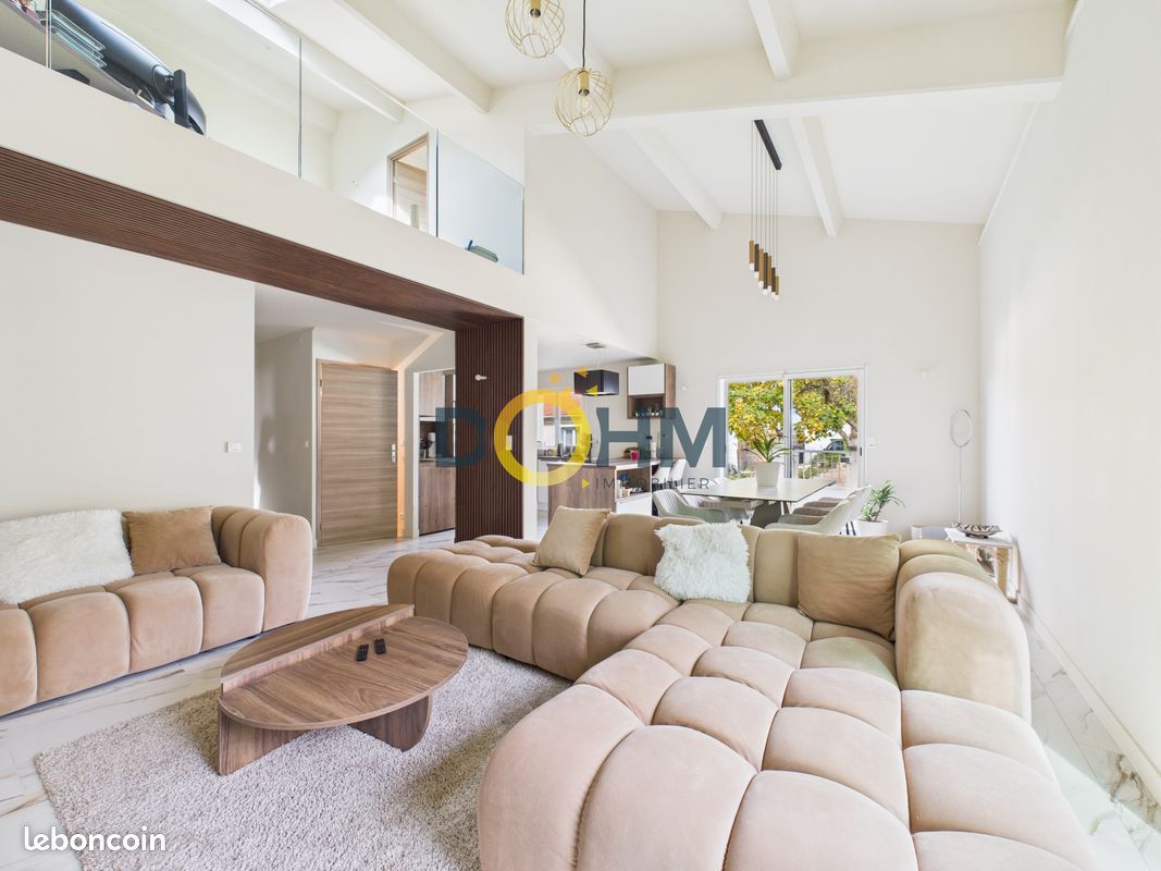 Maison 6 pièces 134 m² · au Puy-en-Velay · 134 m² · 329 000 €
