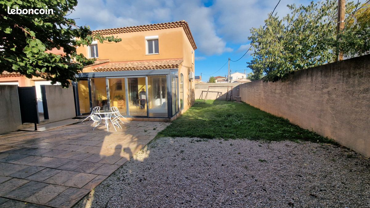 Maison 4 pièces 89 m² · à Vitrolles · 89 m² · 1 800 €