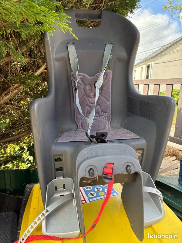 Siège en fait pour vélo (image 1)