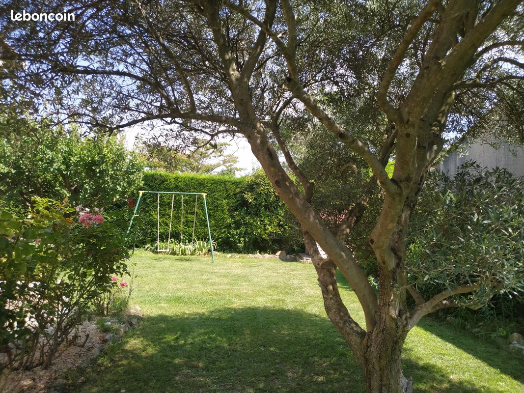 Maison avec grande piscine près de Nîmes (image 11)