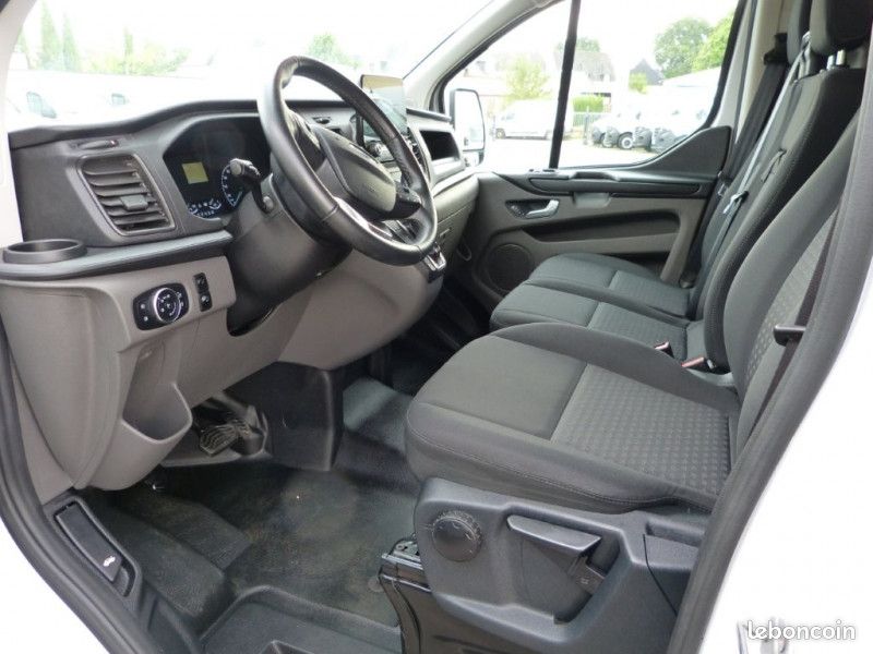 Ford TRANSIT CUSTOM FG 300 L1H1 2.0 ECOBLUE 130 S&S TREND BUSINESS BVA6 (image 9)