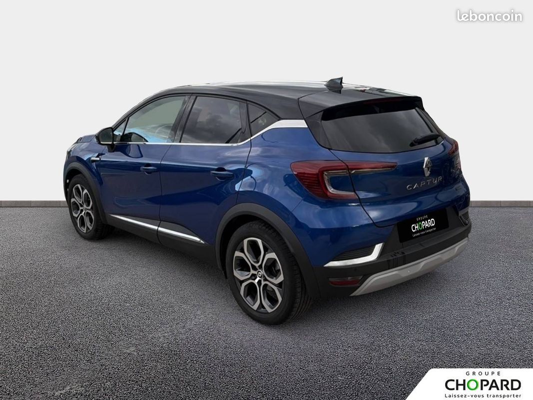 RENAULT Captur E-Tech hybride 145 Techno (image 7)