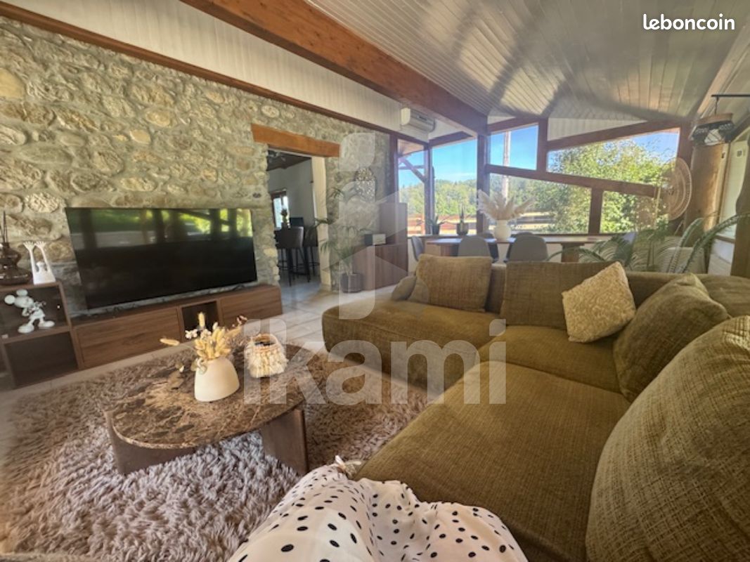 Maison 5 pièces 133 m² · à Reignier-Ésery · 133 m² · 649 000 €