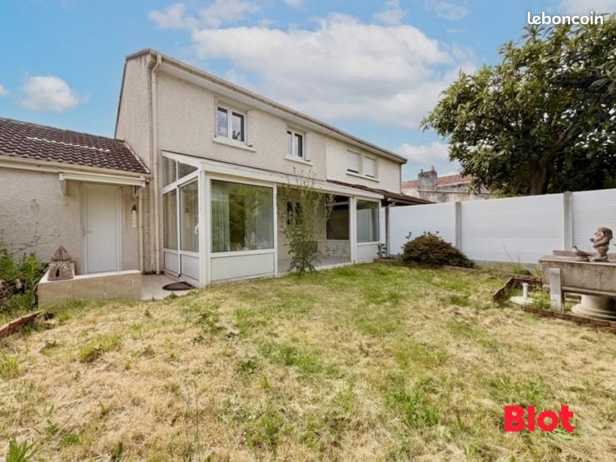 Maison 5 pièces 93 m² · à Nantes · 93 m² · 285 000 €