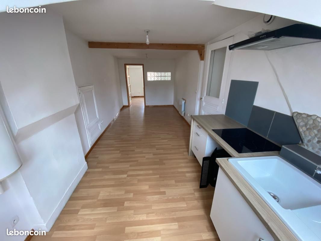 Appartement 2 pièces 32 m² · à Saint-Étienne · 32 m² · 399 €/mois
