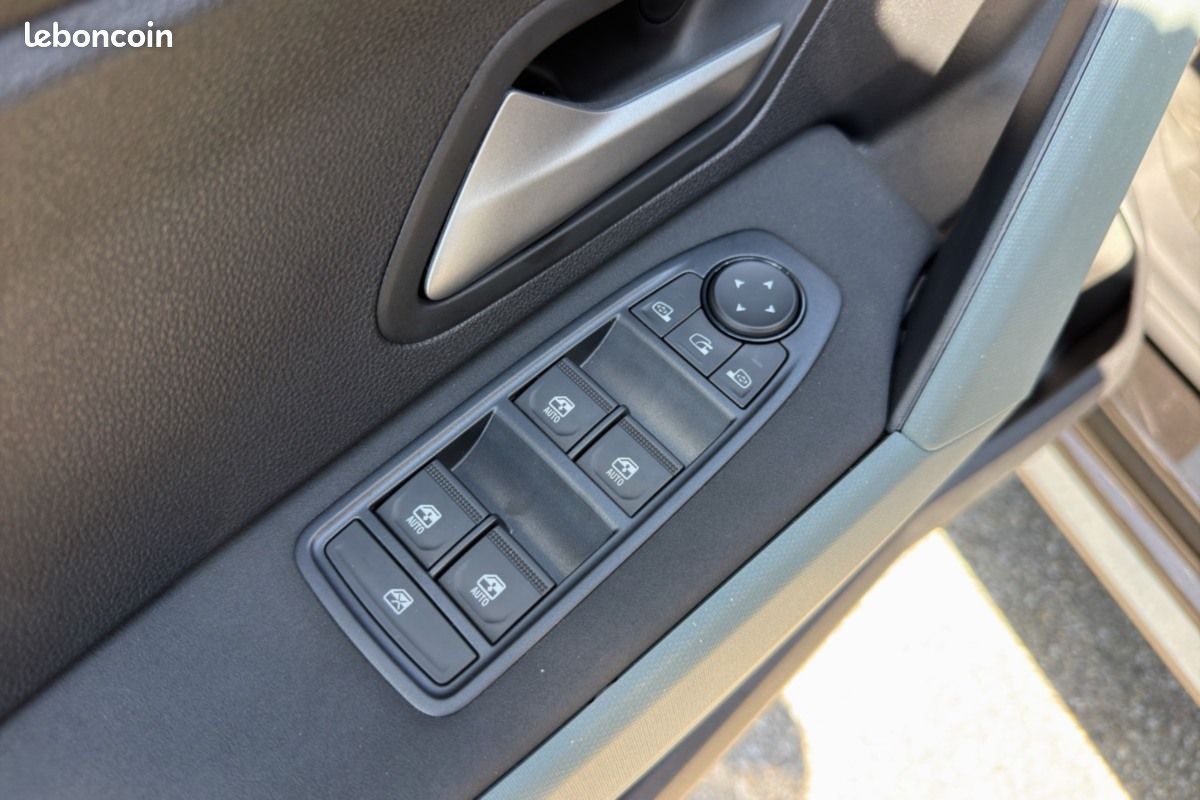 Dacia bigster HYBRID-G 150 4X4 EXTREME PLUS 0% (image 12)