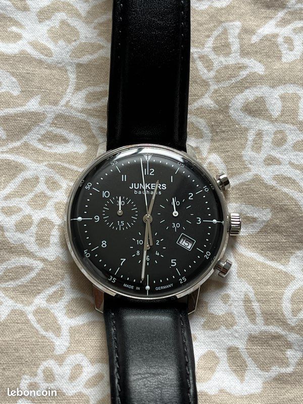 Montre Junkers Bauhaus Junkers Watch JUNKERS BLACK BAUHAUS 6050-2