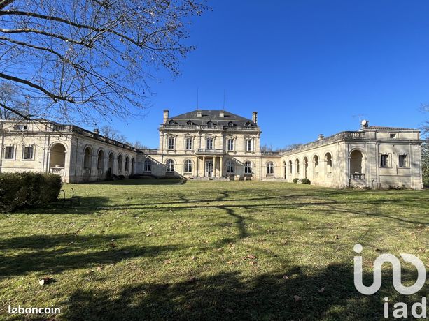 Chateau 18 pièces 1100 m²