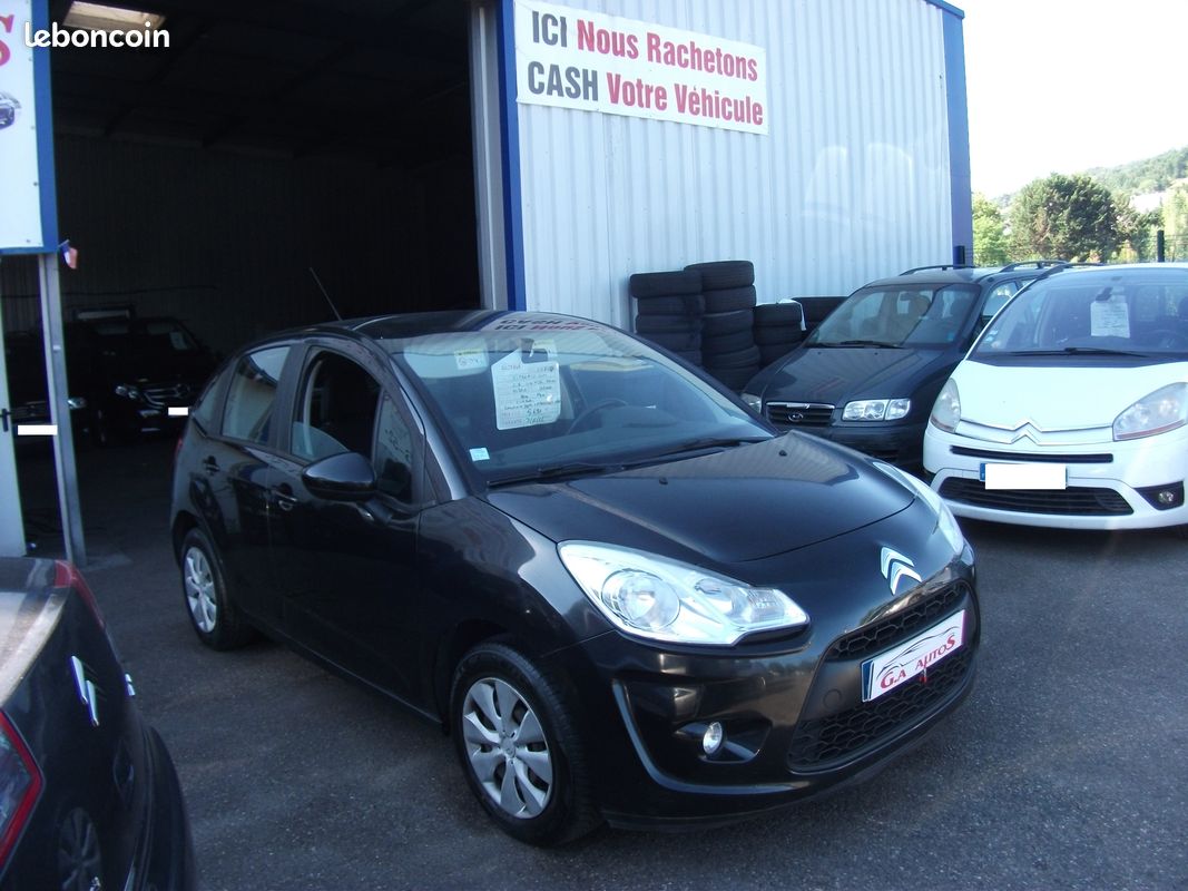 Jolie citroen c3 ph2 1.4 hdi 70cv regulateur clim toit zenith (image 2)