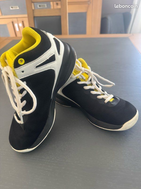 🏀 Chaussures de basket Peak – Taille 33 (image 3)