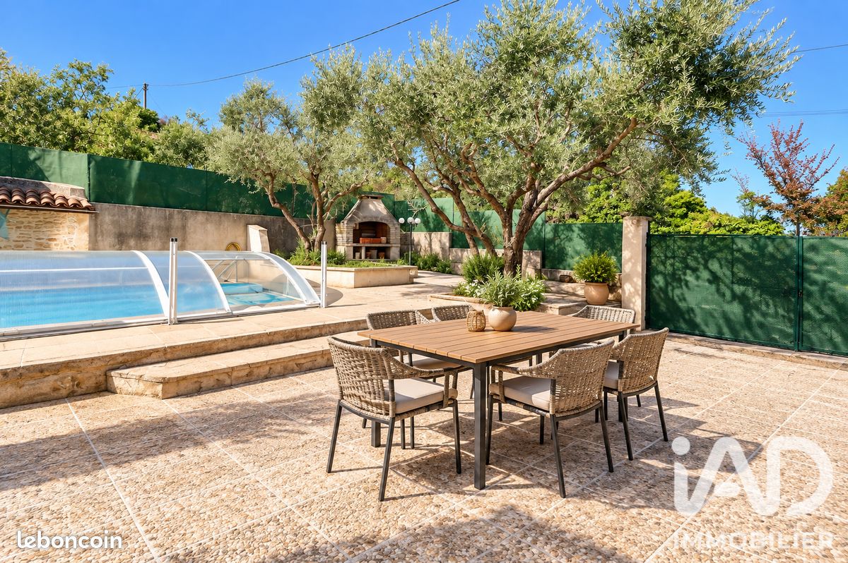 Maison 4 pièces 111 m² · à Forcalquier · 111 m² · 410 000 €