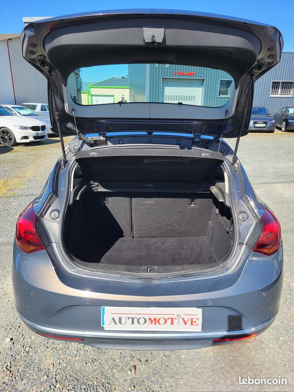 OPEL Astra 1.7 cdti 110cv "Pack Cosmo" (image 5)
